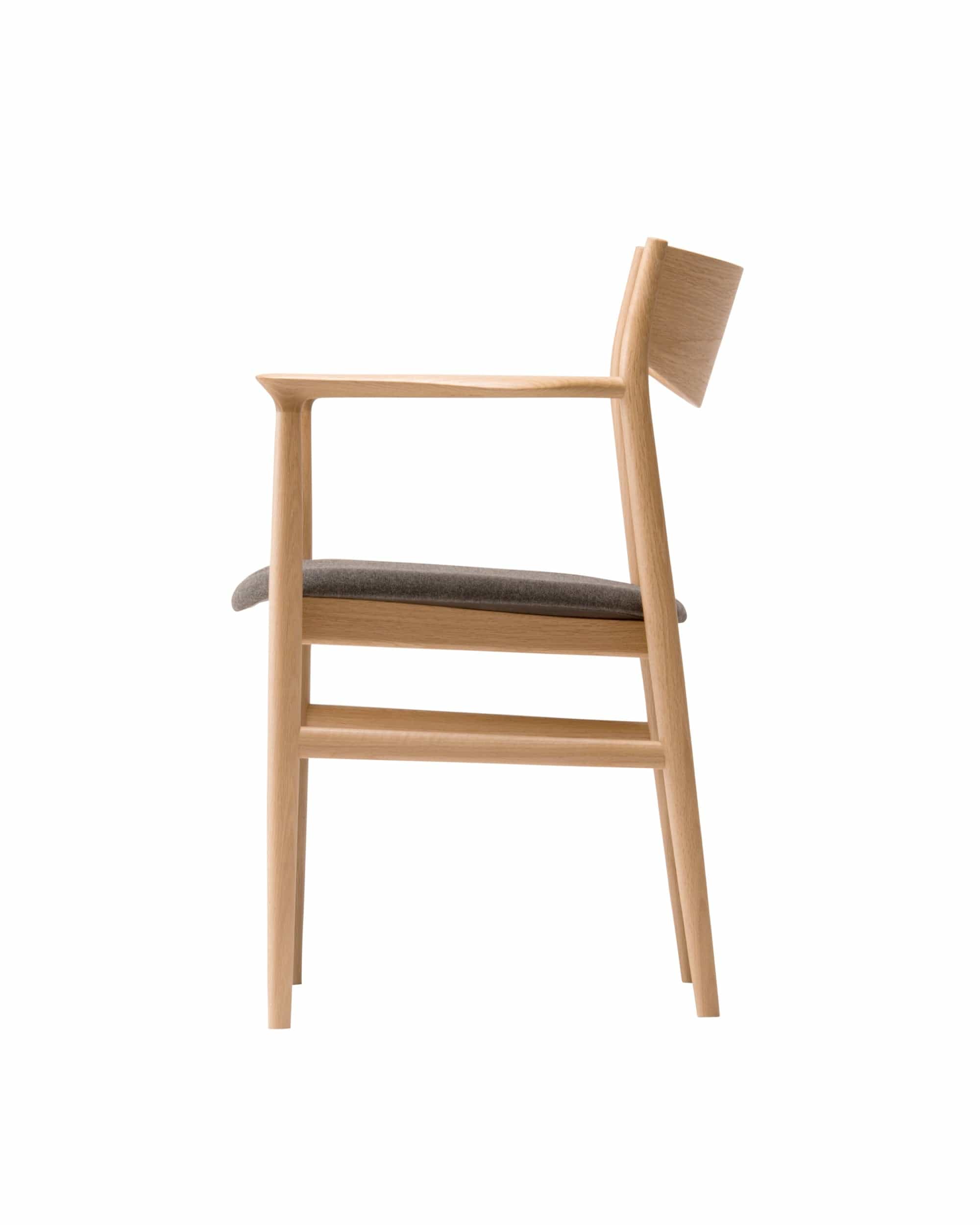 KAMUY Armchair (Upholstered Seat)